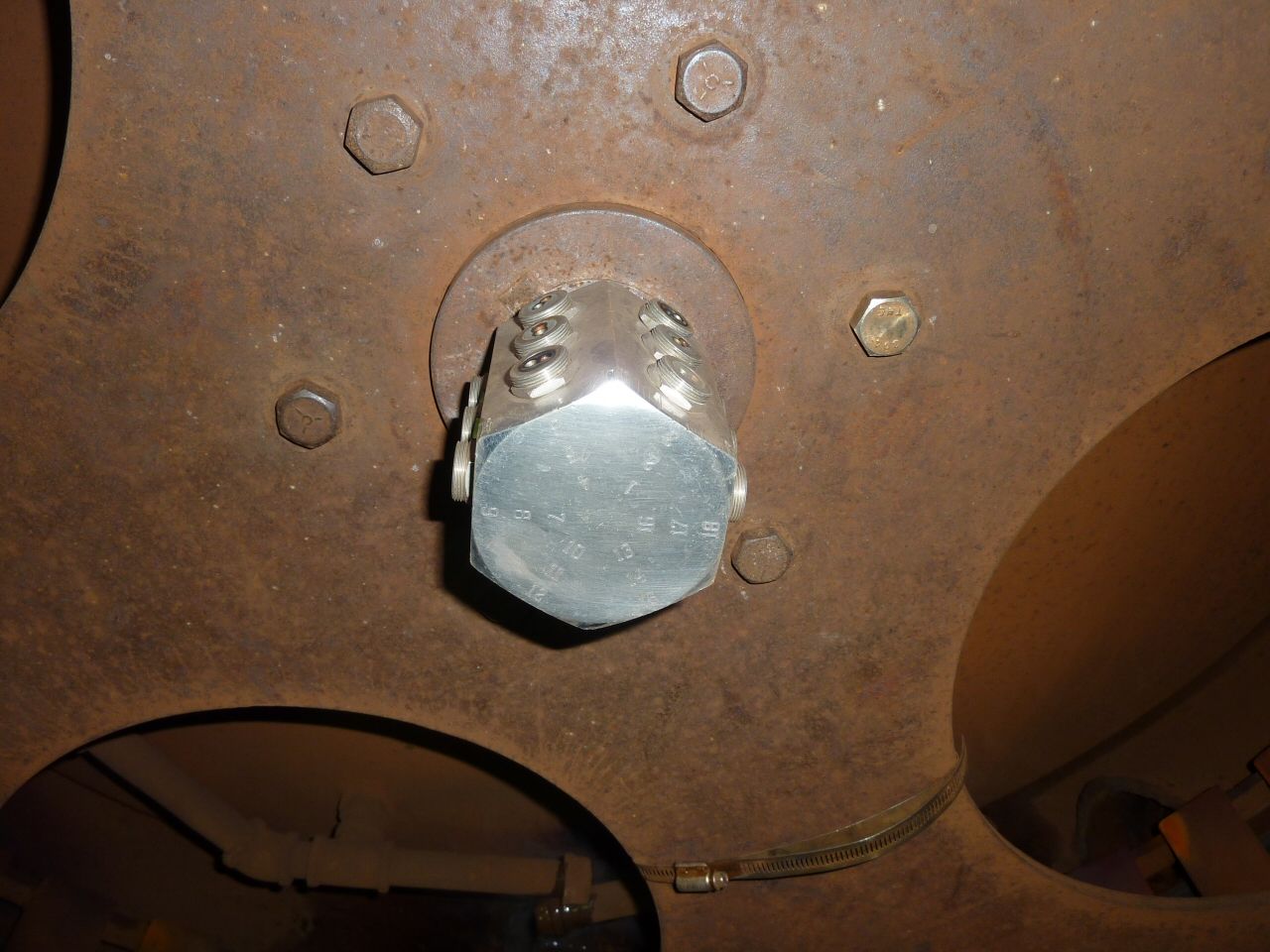 Hub 2